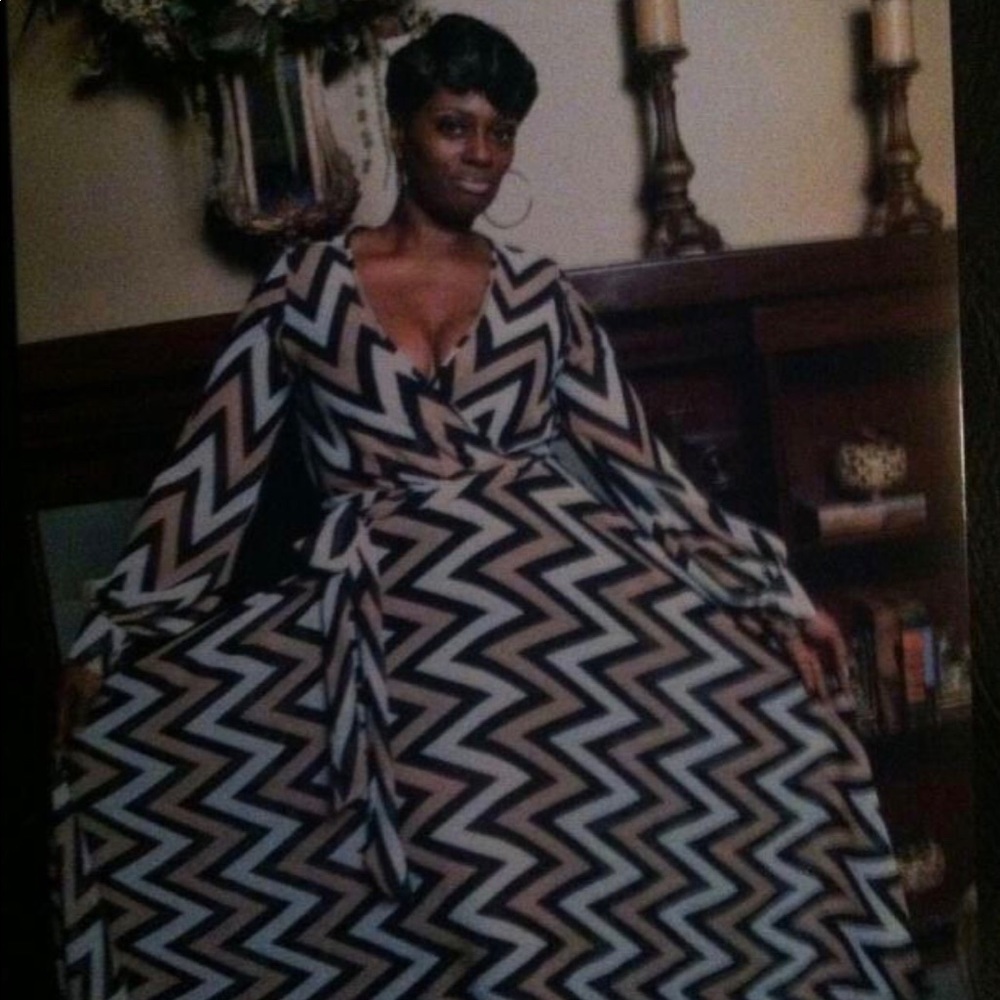 Black/Tan/White Long Sleeved Wrap Dress